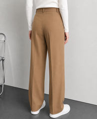 Women's urbana Design Platted musterd brwon Pant
